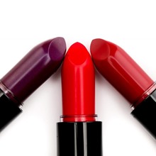 3 Glossy Lipsticks